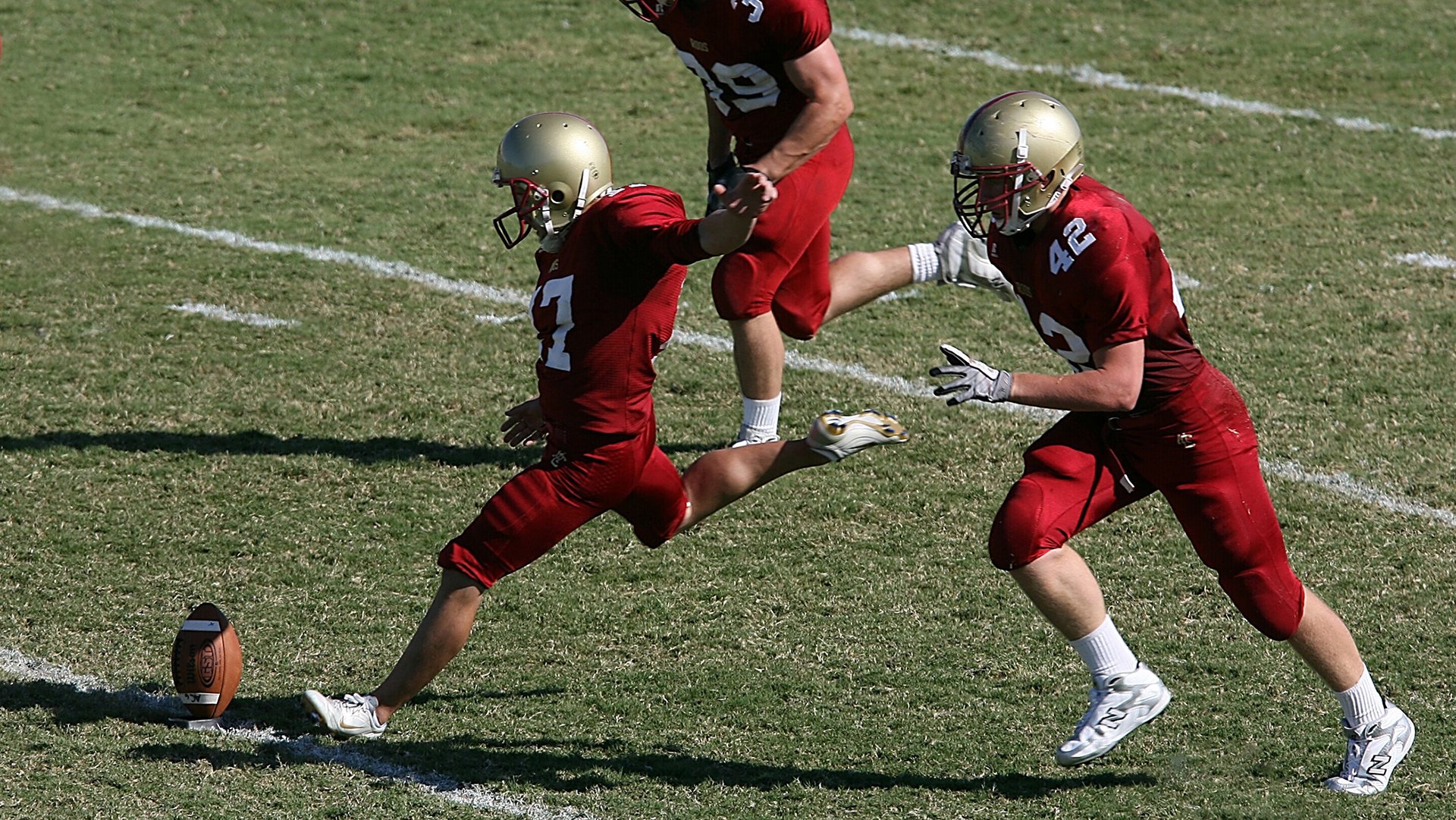 U23国足出战奥预赛 表现亮眼引发热议，u23奥运足球预选赛